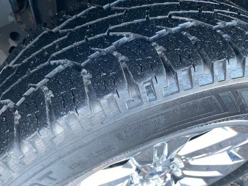 Used 2016 Ford F150 Lariat w/ Equipment Group 502A Luxury image 23