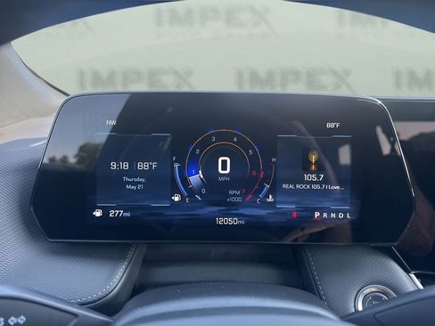 Used 2026 Chevrolet Equinox LT FWD image 23