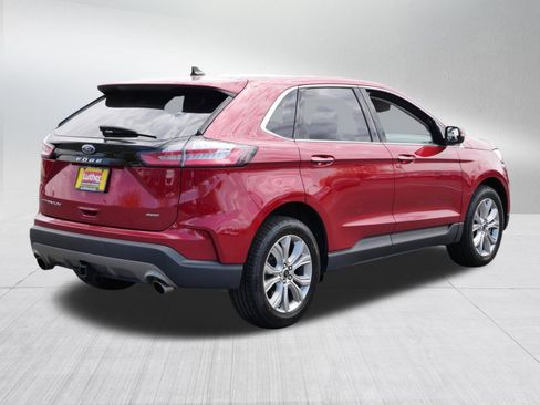 Used 2023 Ford Edge Titanium w/ Class II Trailer Tow Package AWD/4WD image 7