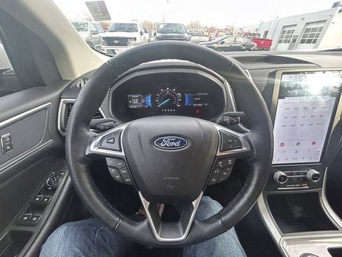 Used 2023 Ford Edge SEL image 14