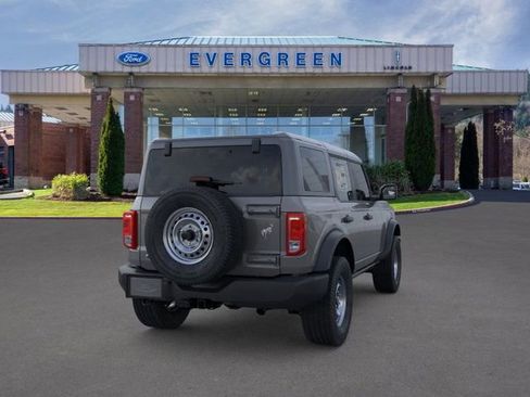 New 2025 Ford Bronco 4-Door image 8