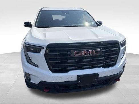 Used 2024 GMC Acadia AT4 w/ Luxury Package AWD/4WD image 6