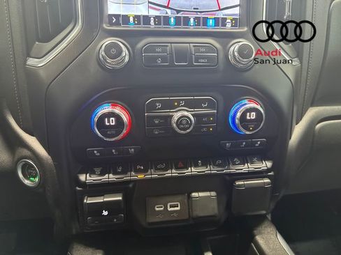 Used 2021 GMC Sierra 3500 AT4 w/ AT4 Premium Plus Package image 20