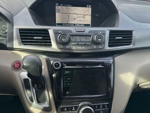 Used 2016 Honda Odyssey Touring image 13