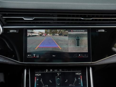 Used 2023 Audi Q8 Premium w/ Convenience Package image 31