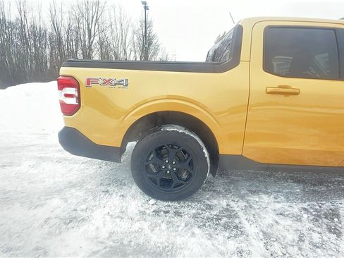 Used 2022 Ford Maverick Lariat w/ Lariat Luxury Package image 22