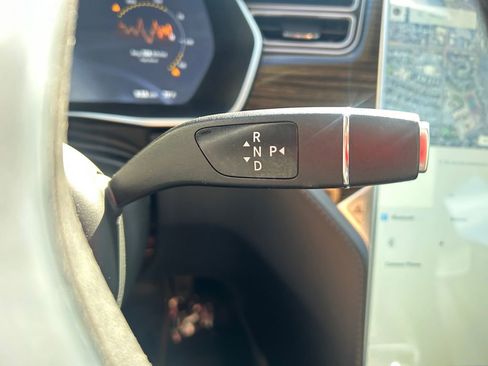 Used 2014 Tesla Model S image 23