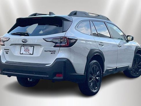 Certified 2025 Subaru Outback Onyx Edition XT image 5