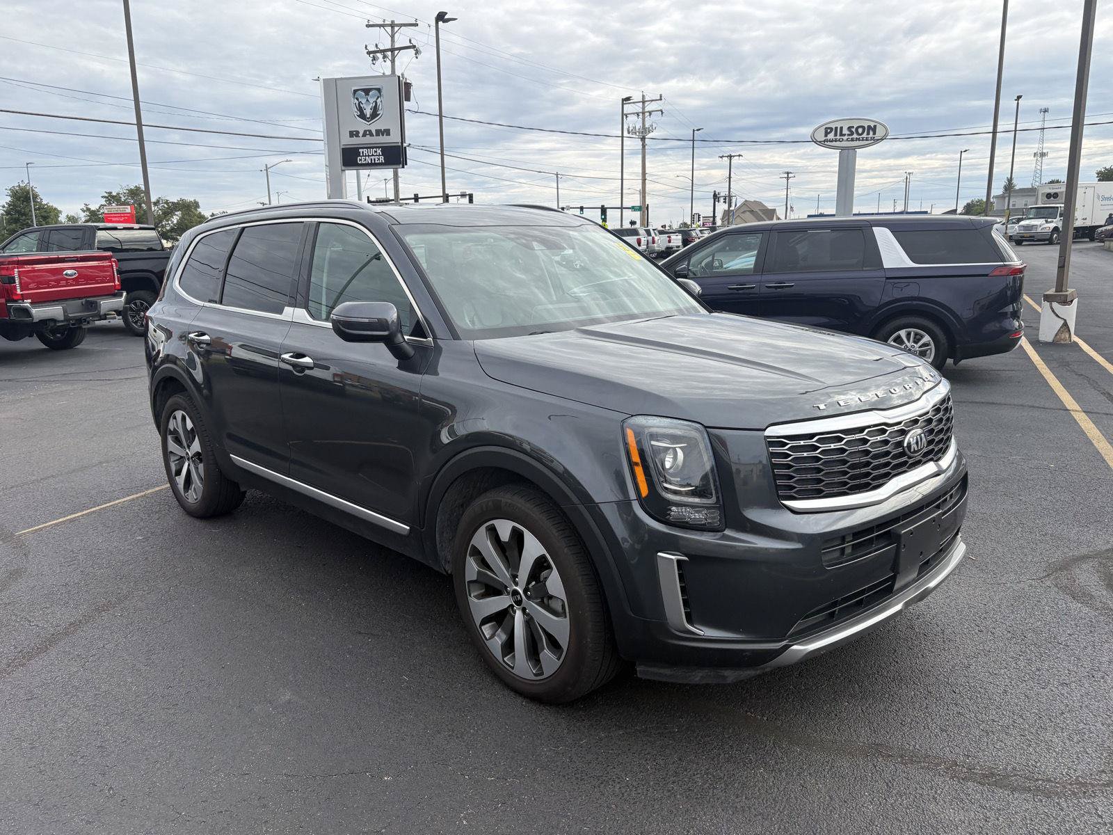 Used 2020 Kia Telluride S AWD/4WD image 2
