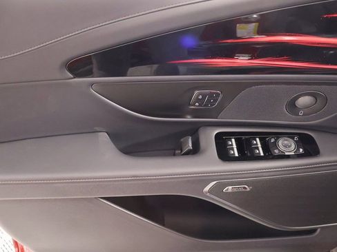 New 2026 Lincoln Nautilus Reserve w/ Jet Appearance Package image 16