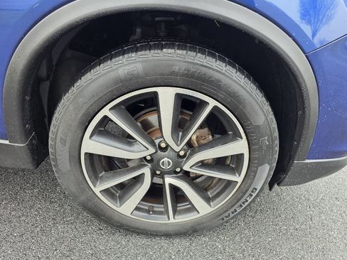 Used 2019 Nissan Rogue SL image 35