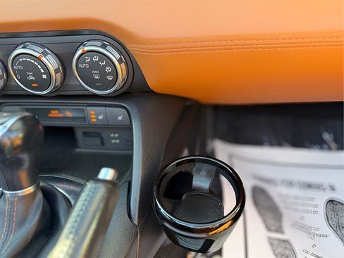 Used 2017 FIAT 124 Spider Lusso image 50