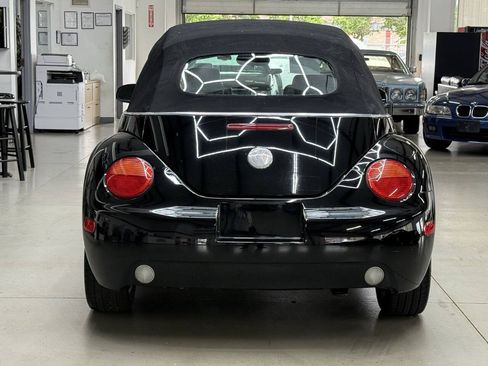 Used 2005 Volkswagen Beetle GLS FWD image 3