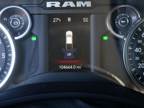 Used 2022 RAM 3500 Tradesman image 38