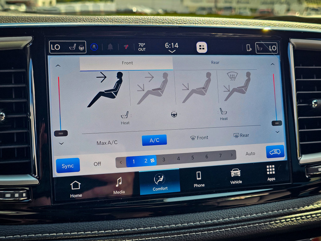 New 2027 Chrysler Pacifica Select FWD image 24