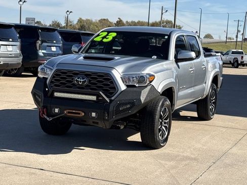 Used 2023 Toyota Tacoma TRD Sport image 13