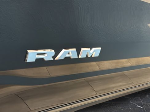 Used 2025 RAM 1500 Laramie AWD/4WD image 44
