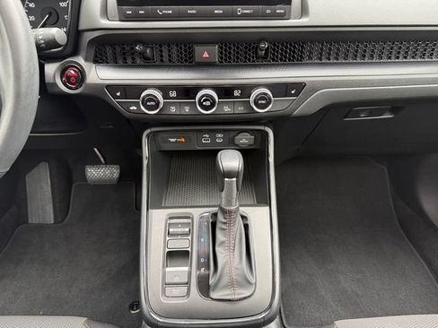 Used 2023 Honda CR-V Sport image 11