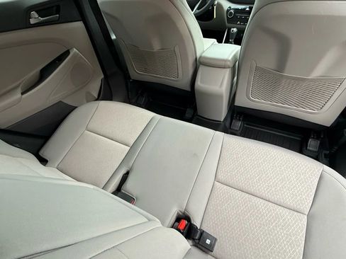 Used 2017 Hyundai Tucson SE image 32