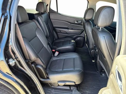 Used 2021 GMC Acadia SLT w/ Premium Package image 28