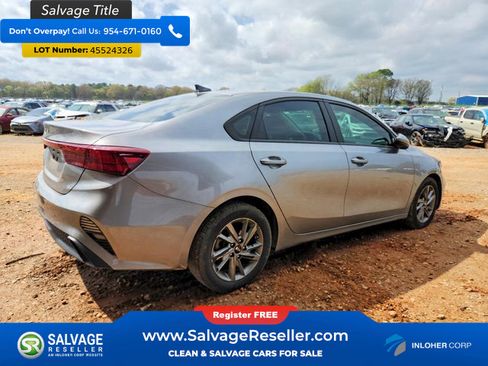 Used 2022 Kia Forte LXS image 4