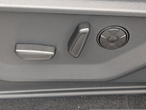 New 2025 Ford Expedition Platinum w/ Platinum Ultimate Package image 21