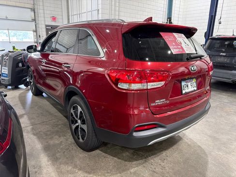 Used 2016 Kia Sorento EX w/ EX Touring Package FWD image 3