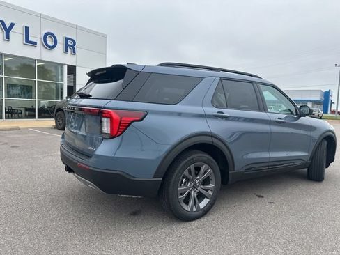 New 2026 Ford Explorer Active AWD/4WD image 18