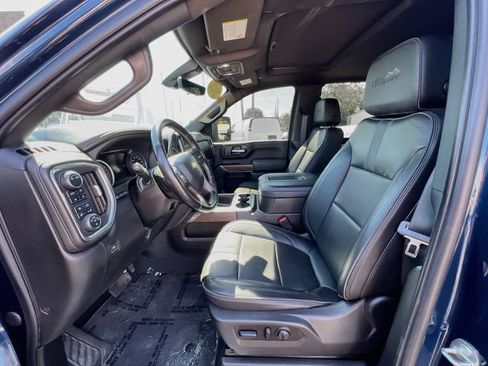 Used 2022 Chevrolet Silverado 2500 High Country w/ Z71 Off-Road Package AWD/4WD image 10