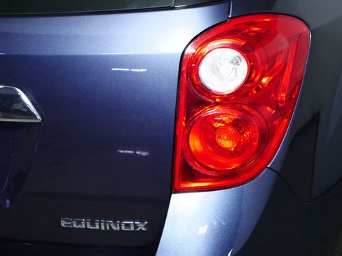 Used 2013 Chevrolet Equinox LS image 17