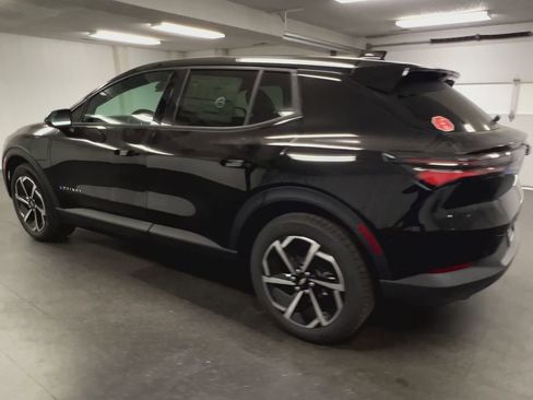 New 2026 Chevrolet Equinox EV LT image 40