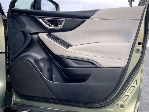 Used 2021 Subaru Forester Premium image 11