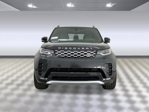 New 2026 Land Rover Discovery Limited Edition image 6
