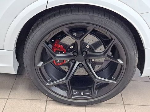 New 2026 Audi RS Q8 performance image 28