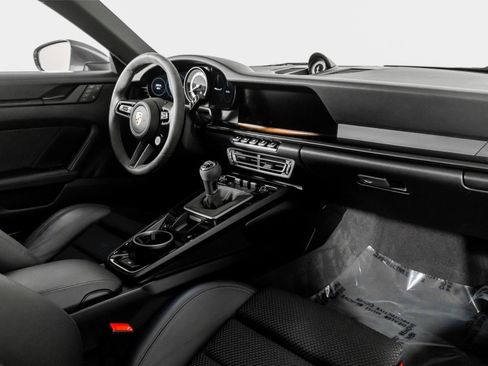 Used 2023 Porsche 911 Carrera T RWD image 48