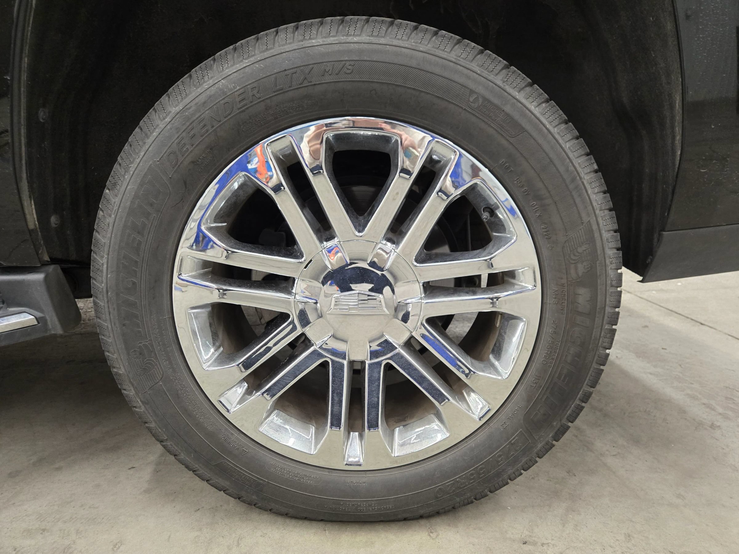 Used 2018 Cadillac Escalade 4WD image 22