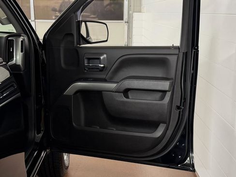 Used 2019 Chevrolet Silverado 1500 LT w/ All Star Edition AWD/4WD image 32