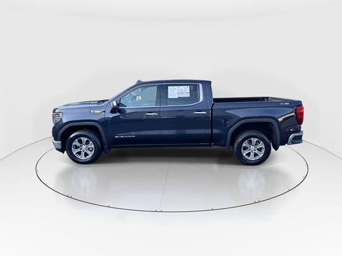 Used 2023 GMC Sierra 1500 SLT w/ X31 Off-Road Package AWD/4WD image 5