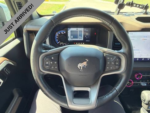 Used 2023 Ford Bronco Outer Banks AWD/4WD image 12