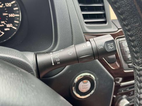 Used 2016 Nissan Pathfinder SL w/ SL Premium Package AWD/4WD image 27