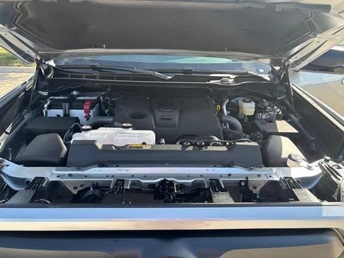 New 2026 Toyota Tundra SR5 AWD/4WD image 29