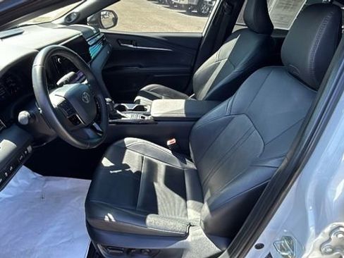 Used 2025 Toyota Camry XSE w/ Premium Package FWD image 17
