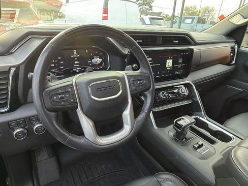 Used 2024 GMC Sierra 1500 Denali AWD/4WD image 22