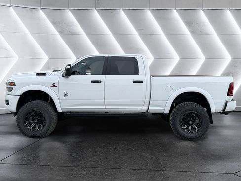 New 2025 RAM 2500 Big Horn AWD/4WD image 2