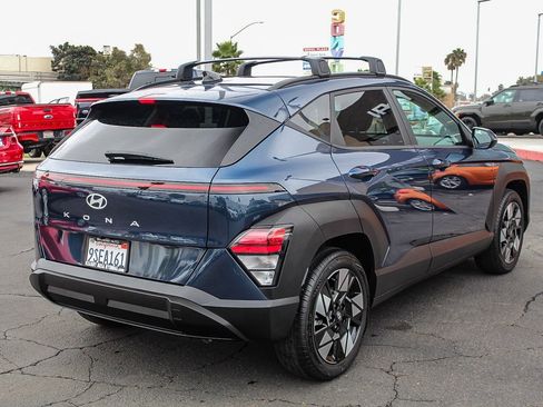 Certified 2024 Hyundai Kona SEL w/ Convenience Package image 9