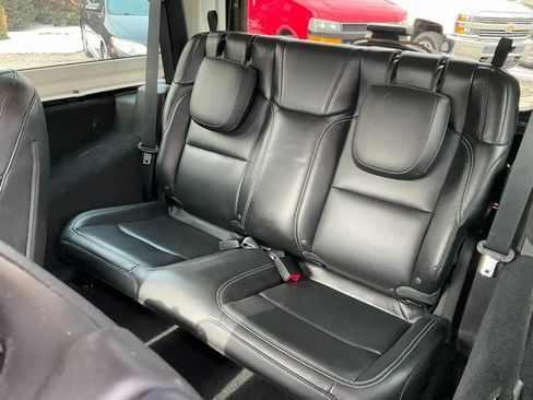 Used 2021 Jeep Wrangler Sport image 12