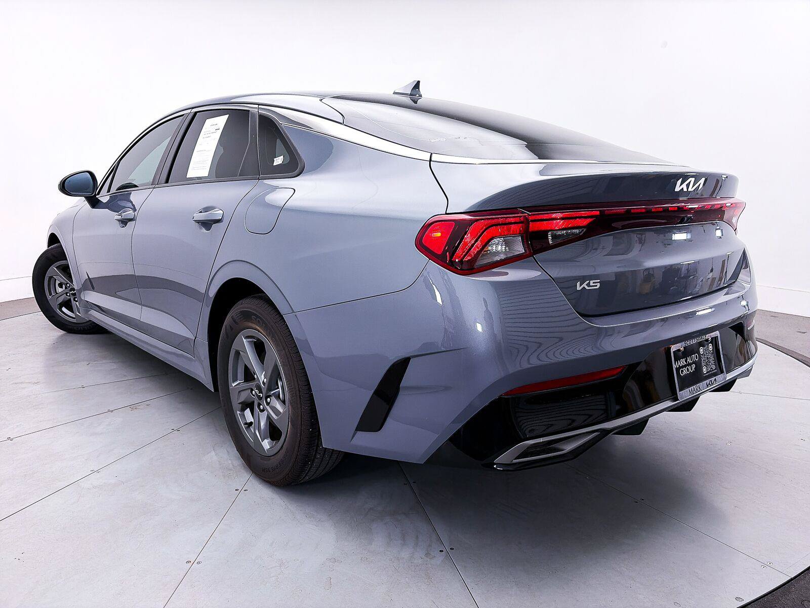 Used 2024 Kia K5 LXS FWD image 2