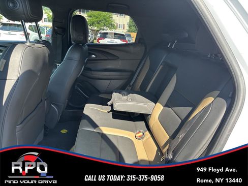 Used 2021 Chevrolet TrailBlazer ACTIV w/ Technology Package AWD/4WD image 17