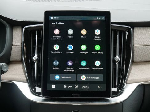 New 2026 Volvo XC90 B6 Plus AWD/4WD image 9