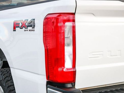 Used 2024 Ford F250 XLT w/ FX4 Off-Road Package image 10